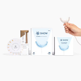 Track your progress to a whiter smile with the SNOW® Teeth Whitening Kit. Everything you need to achieve professional-level results is included in the kit